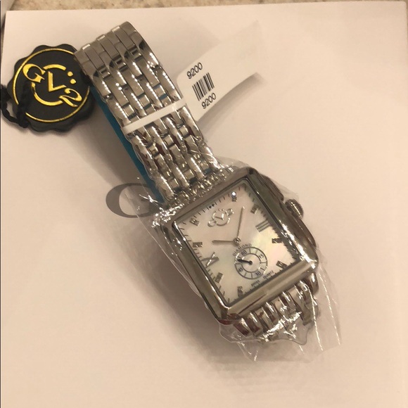 GV2 by Gevril stainless women  bracelet watch - Picture 1 of 7